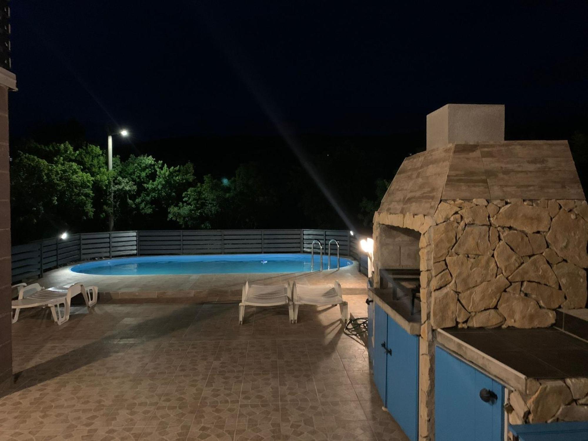 Studio Apartments Mt Smrika Bagian luar foto
