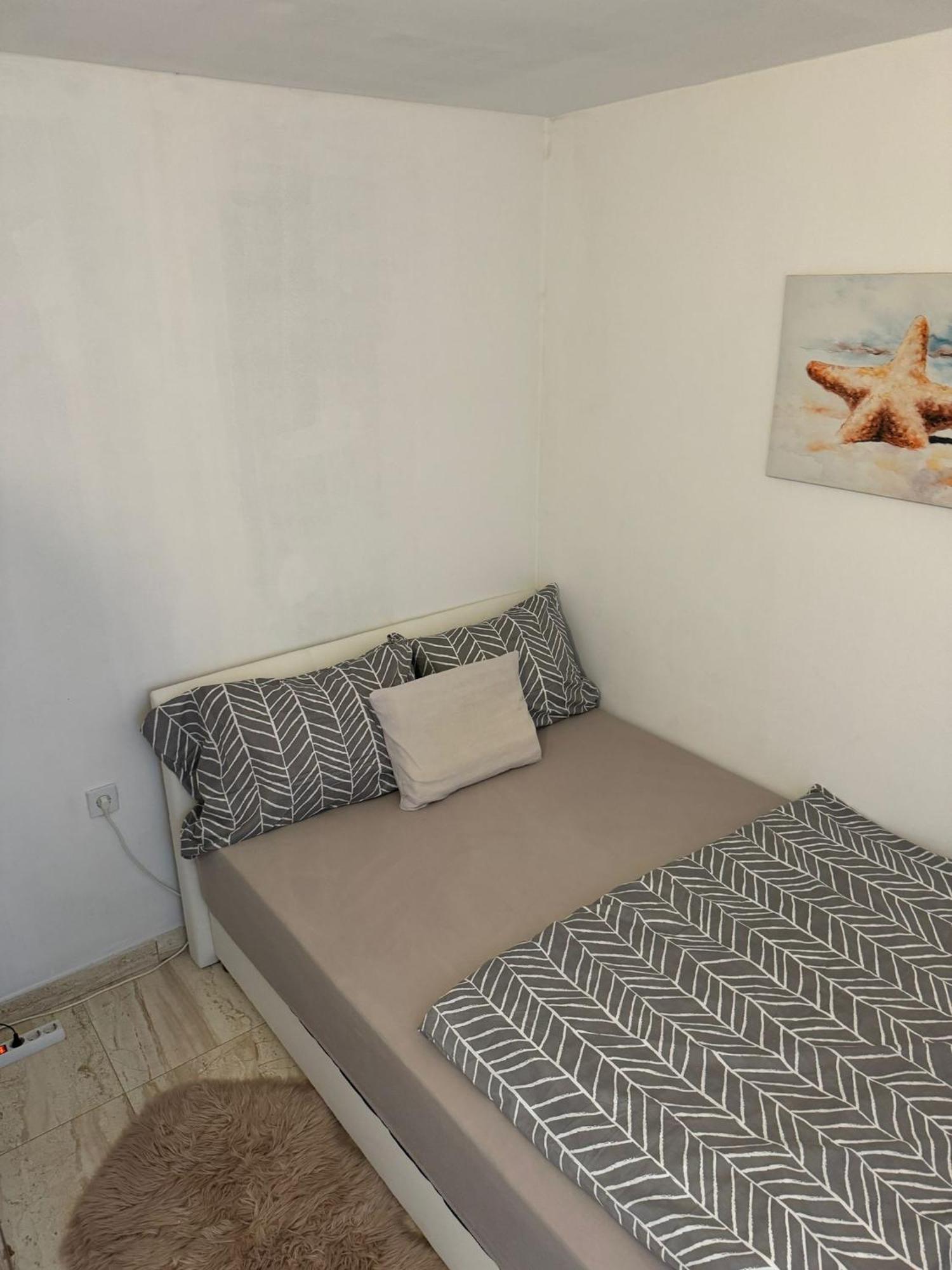 Studio Apartments Mt Smrika Bagian luar foto